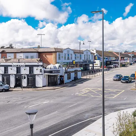 The Cornerstone One By At Apartament