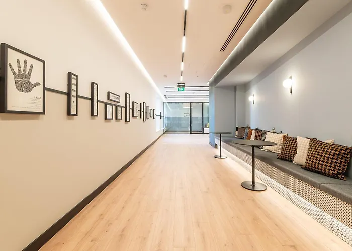 The Cornerstone One By At Apartamento